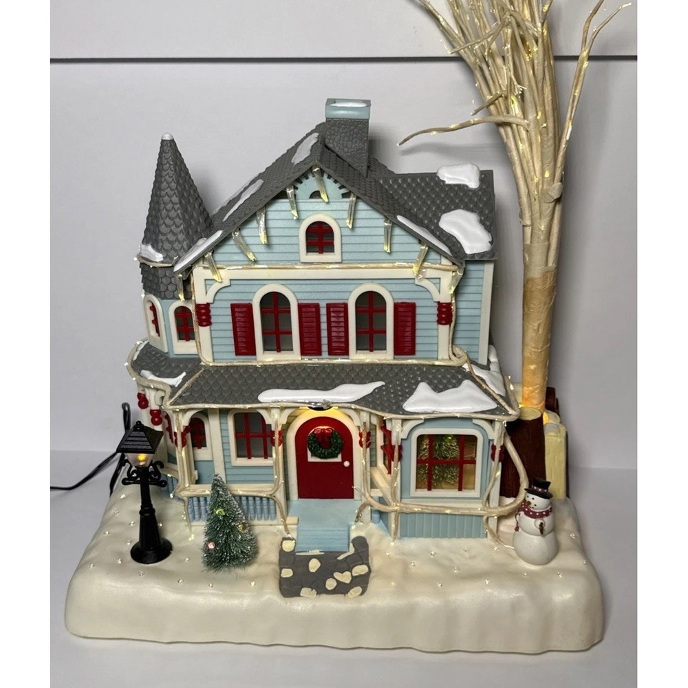 Avon 658371 "Holiday Splendor Lighted Fiber Optic House" Christmas Village VTG